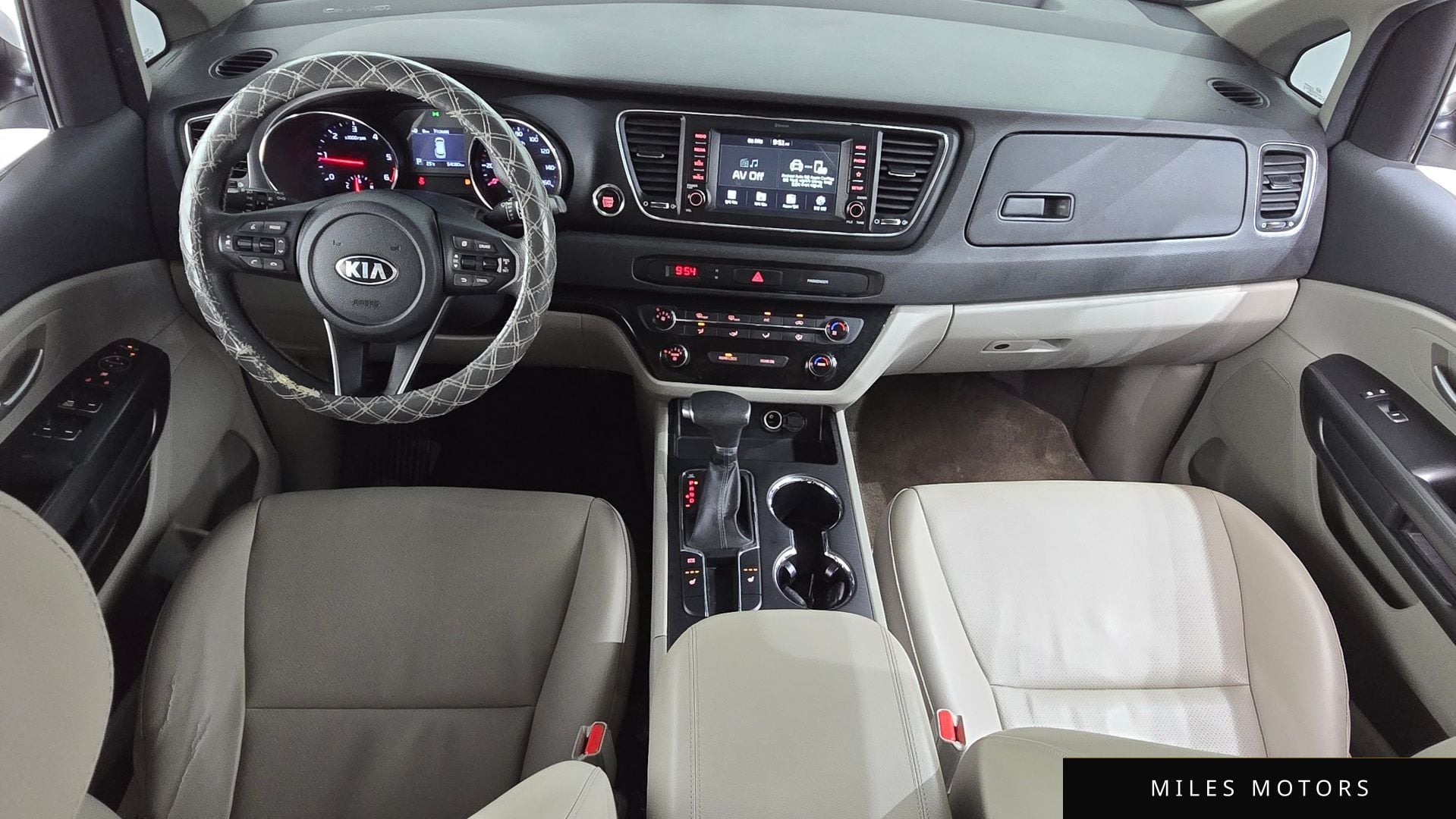 Kia Canival 2020 — миниатюра 10