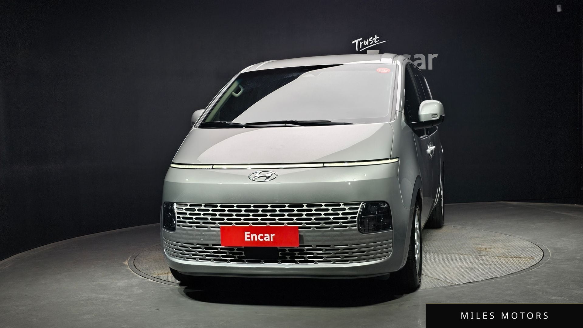 Hyundai Staria 2022 — миниатюра 3