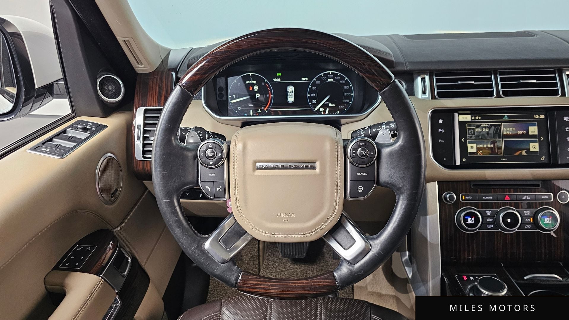 Land Rover Range Rover 2016 — миниатюра 12