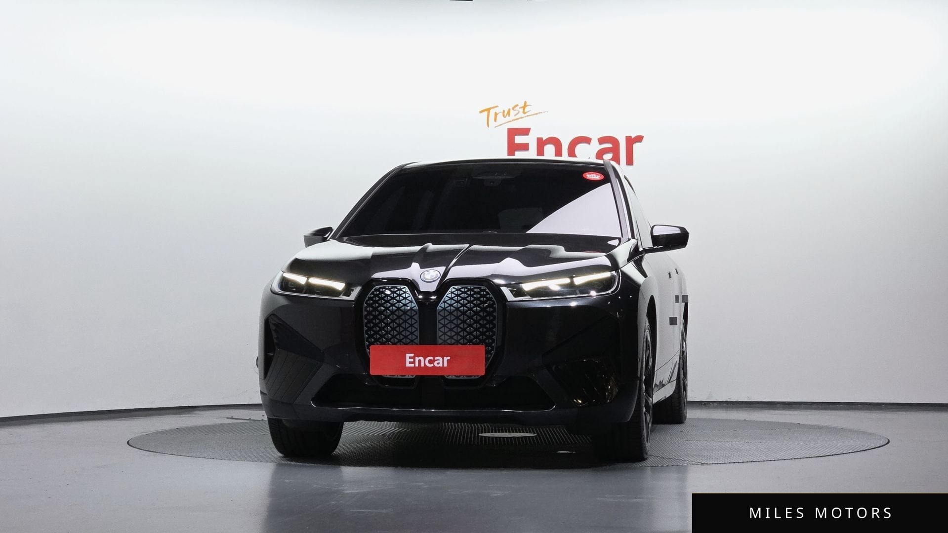 BMW iX 2023 — миниатюра 3