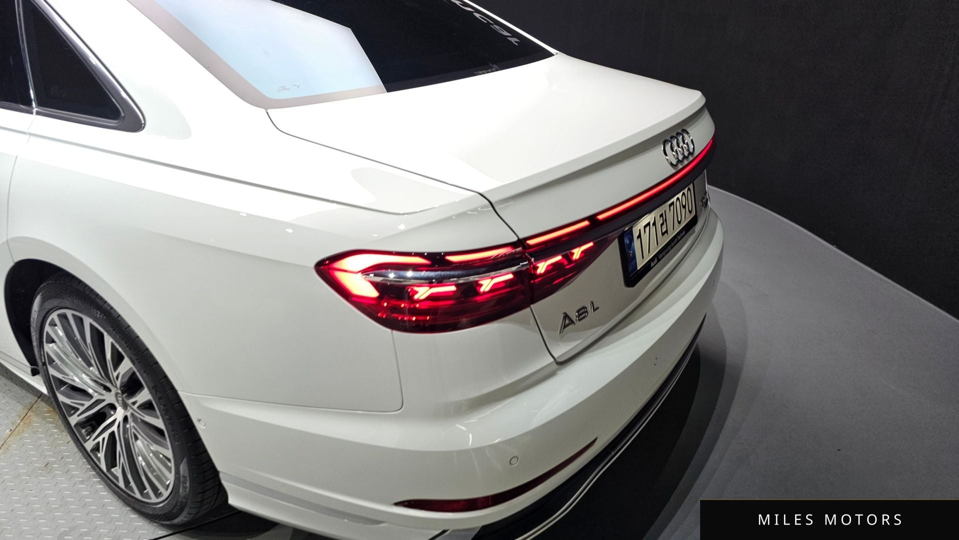 Audi A8 (D5) 2023 — миниатюра 9