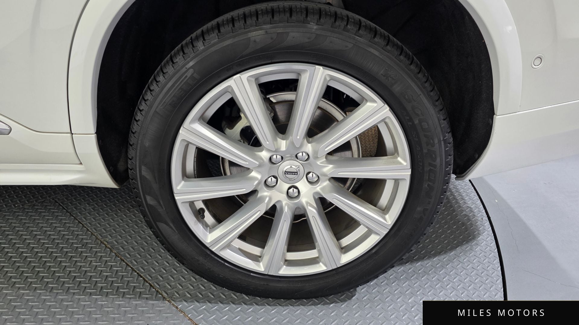 Volvo XC90 2019 — миниатюра 7