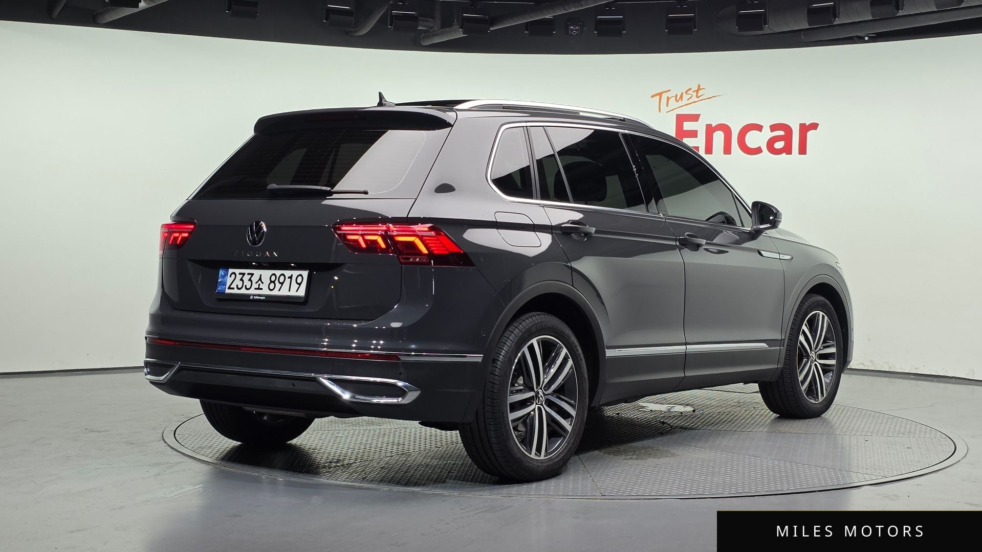 Volkswagen Tiguan 2021 — миниатюра 2
