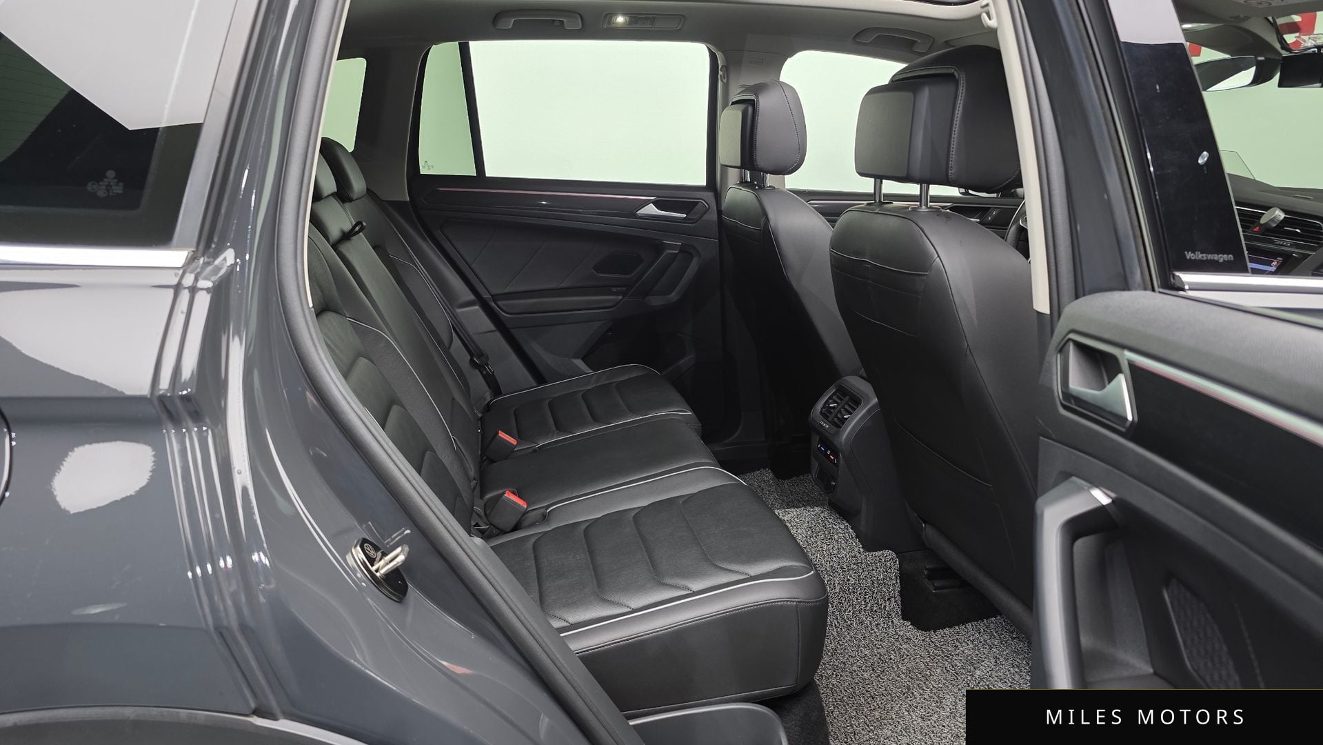 Volkswagen Tiguan 2021 — миниатюра 11