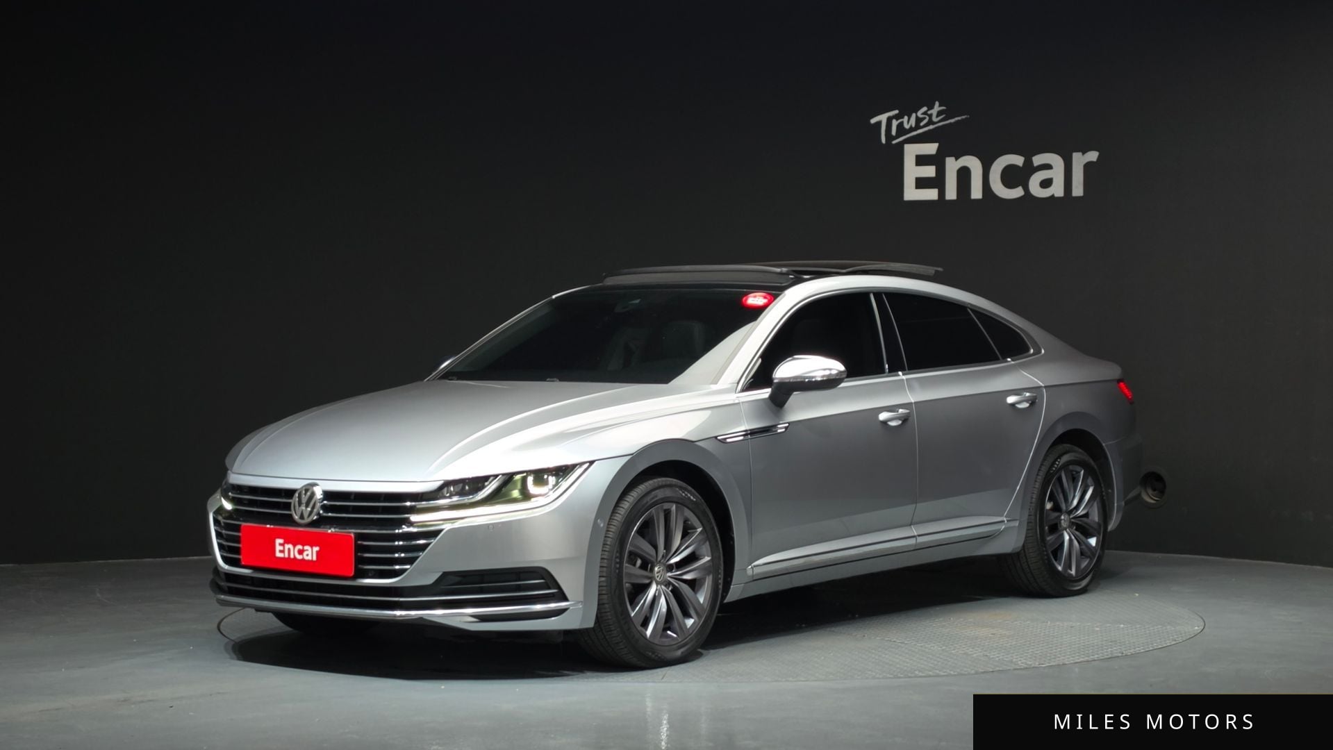 Volkswagen Arteon 2020 — фото 1 из 12