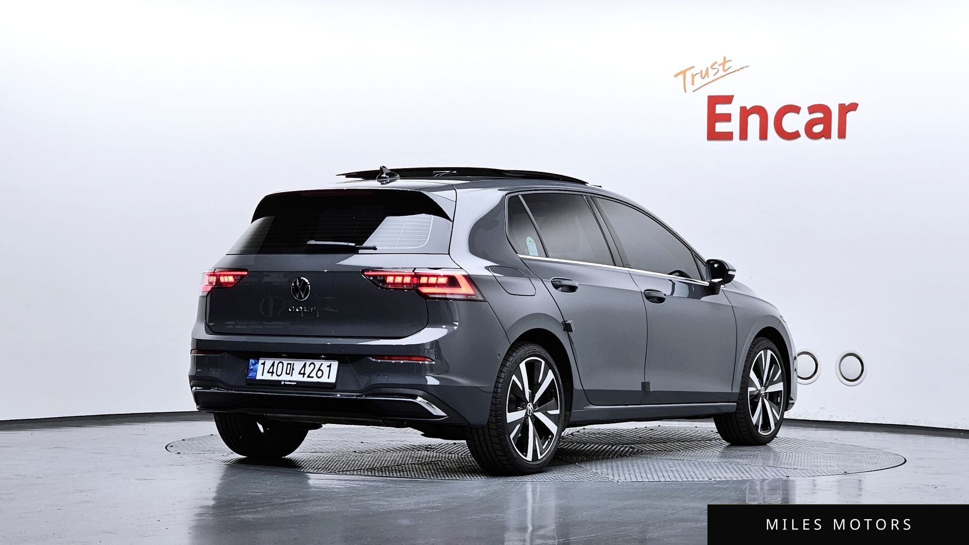 Volkswagen Golf 2025 — миниатюра 2