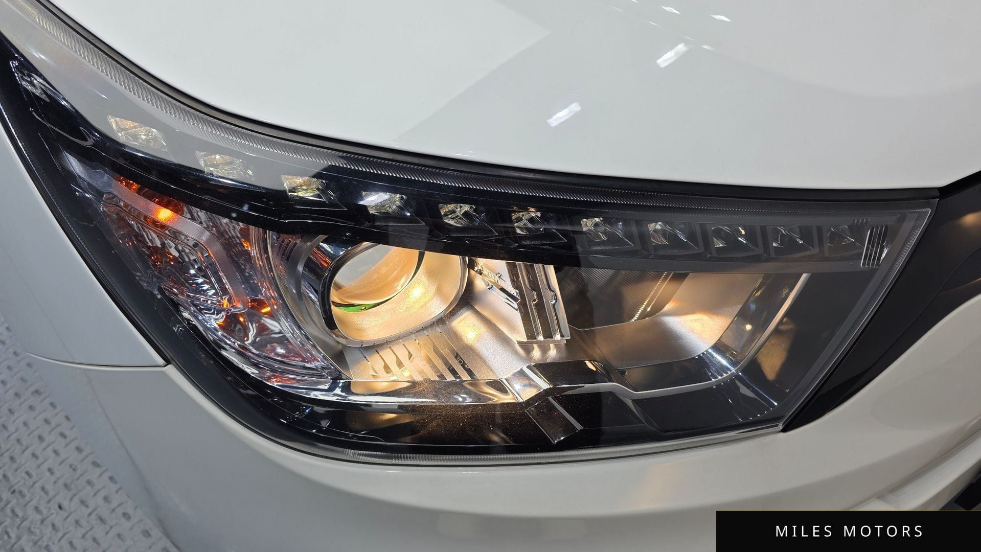 KG Mobility Tivoli 2016 — миниатюра 8