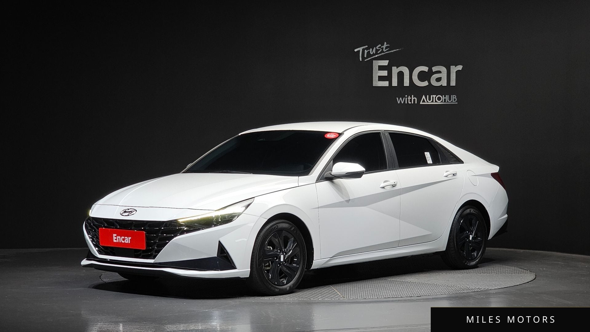 Hyundai AVANTE 2023 — фото 1 из 12