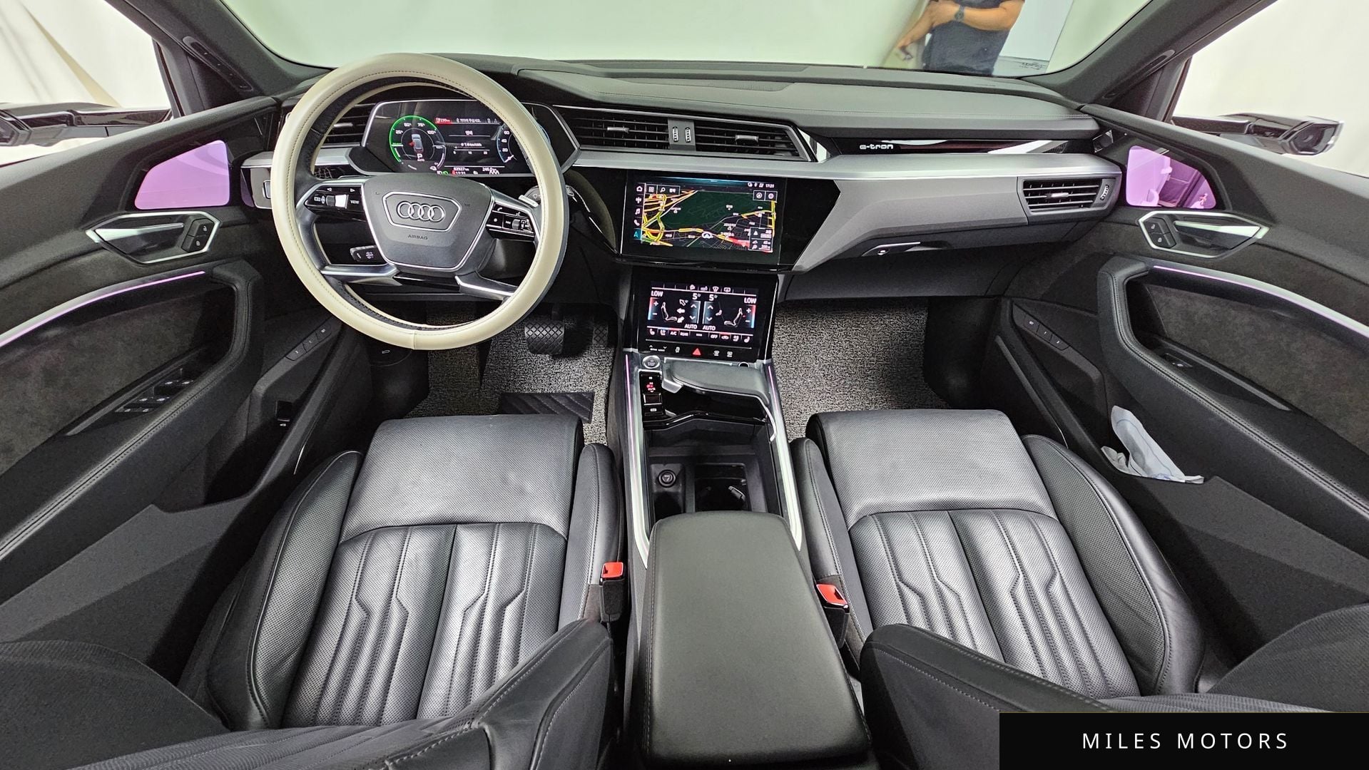 Audi e-tron 2020 — миниатюра 10