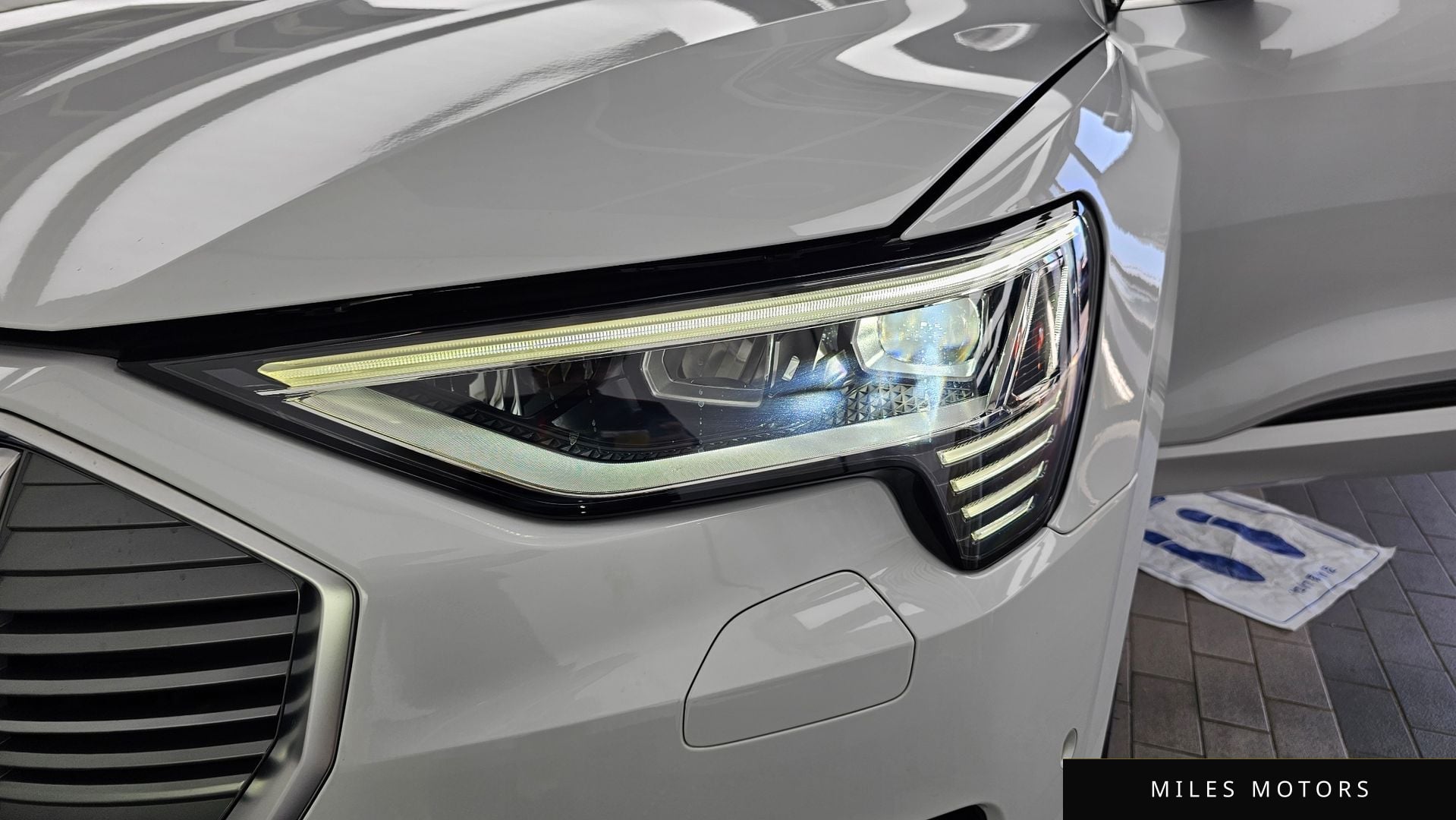 Audi e-tron 2020 — миниатюра 8