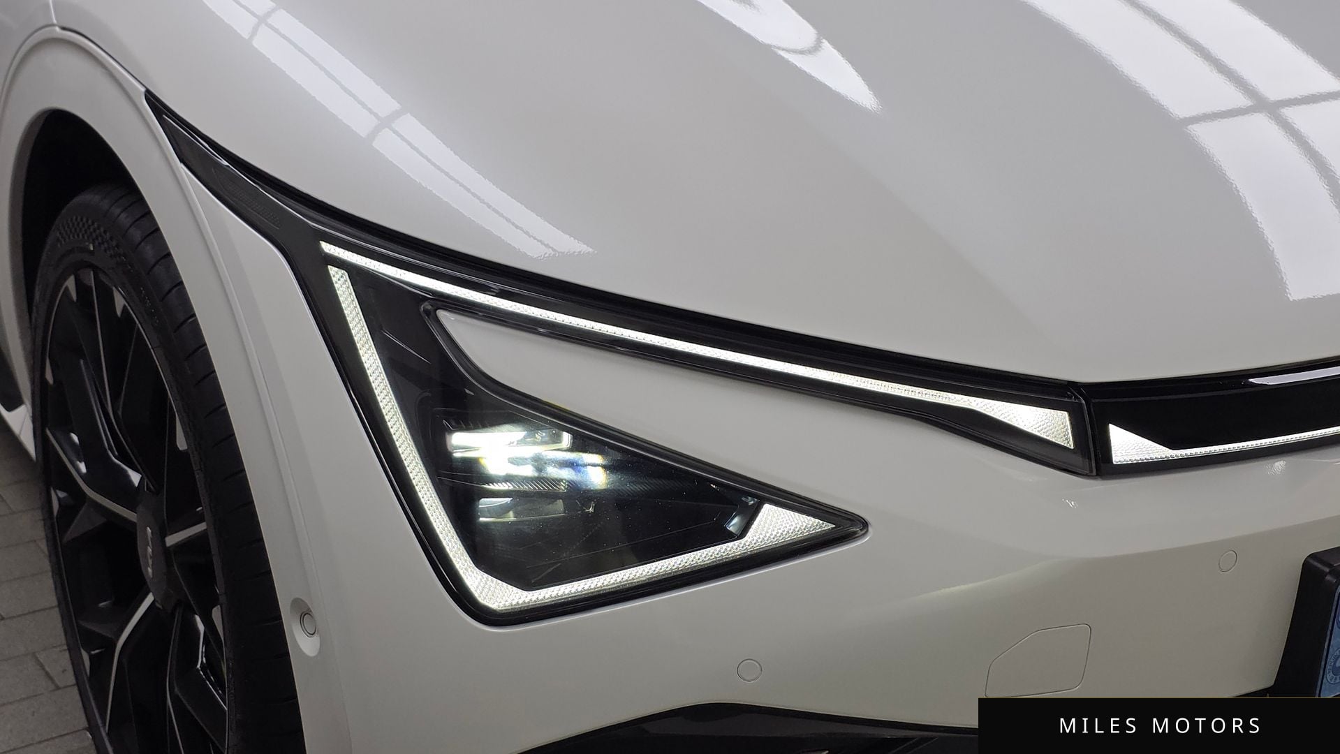 Kia EV6 2025 — миниатюра 8