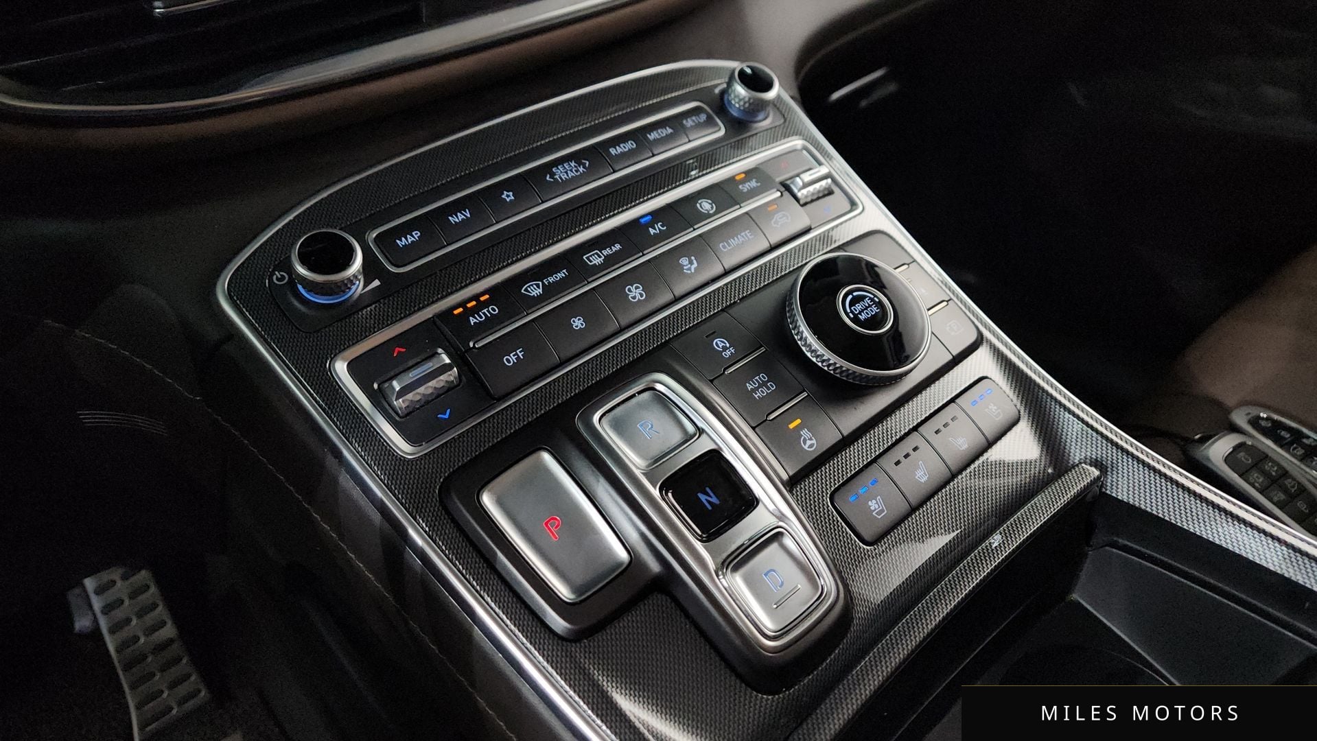 Hyundai Santafe 2021 — миниатюра 12