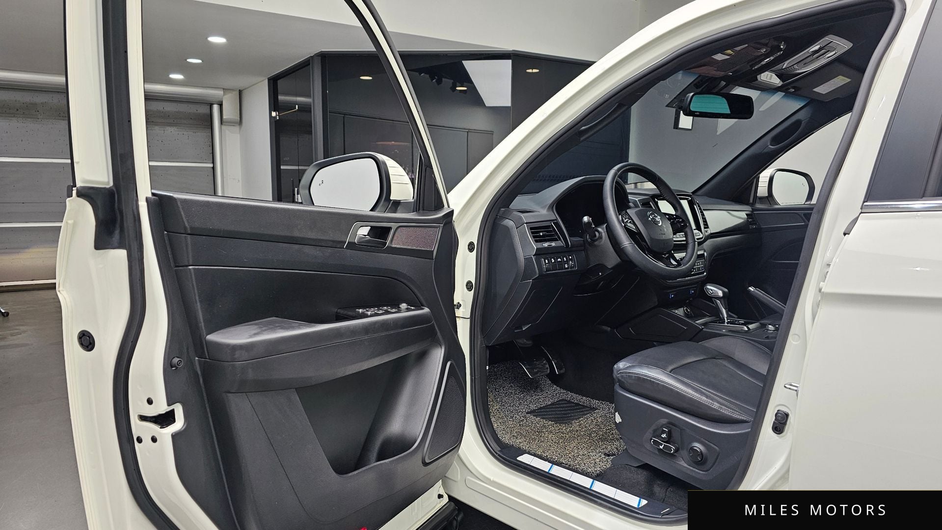 KG Mobility Rexton 2022 — миниатюра 10