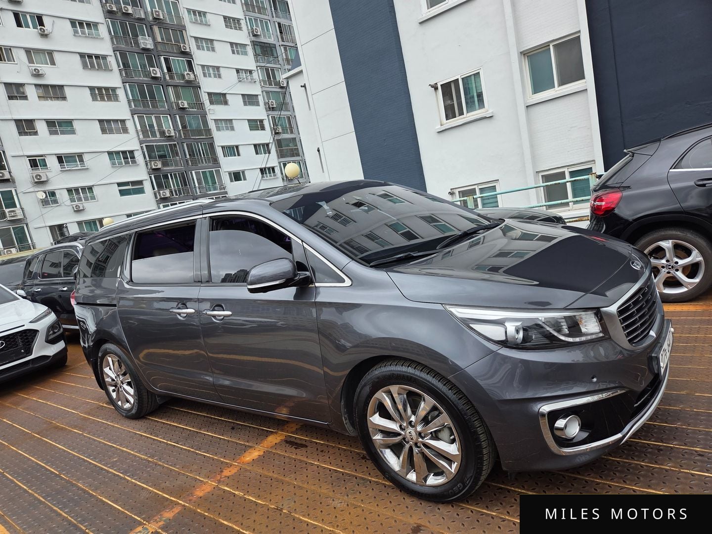 Kia Canival 2016 — миниатюра 2