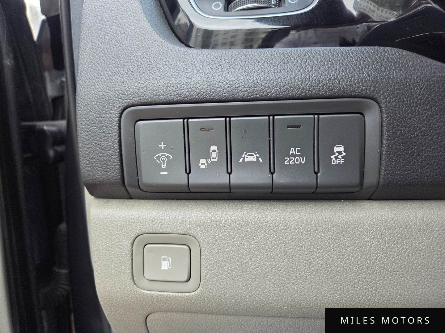 Kia Canival 2016 — миниатюра 10
