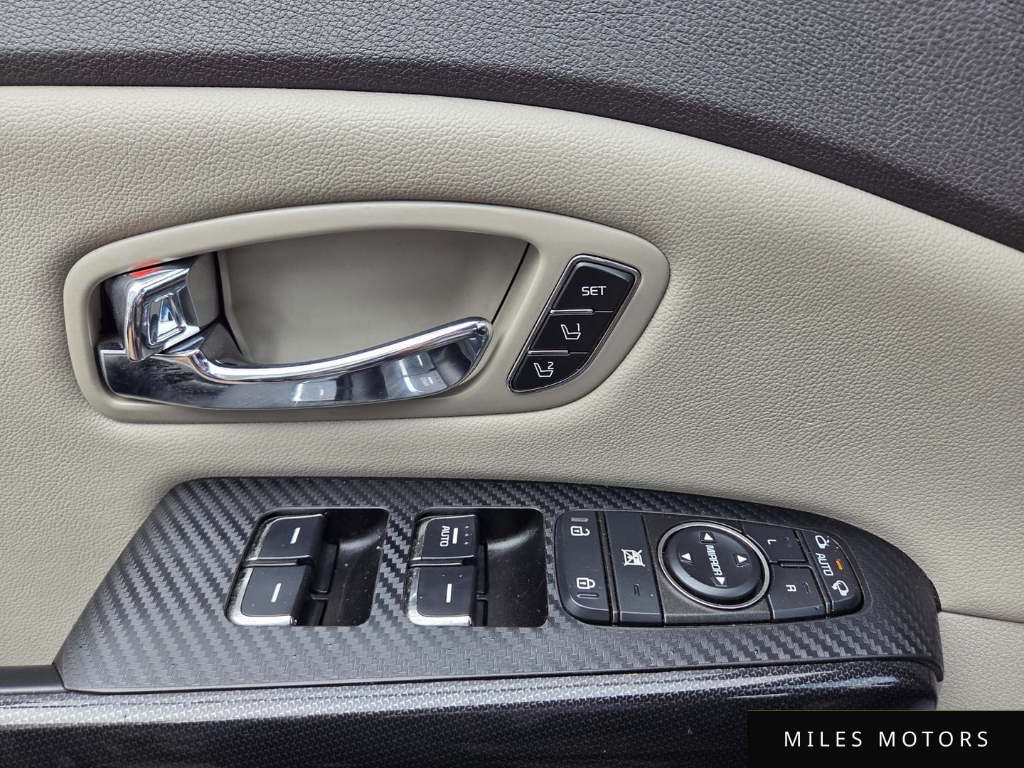 Kia Canival 2016 — миниатюра 11