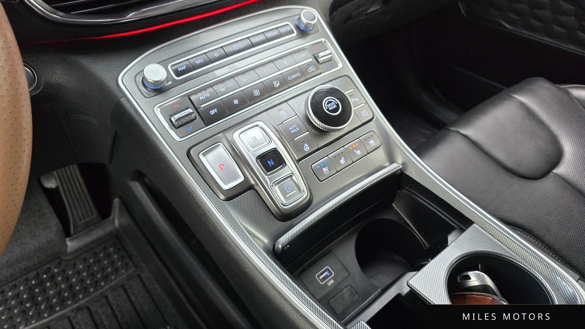 Hyundai Santafe 2021 — миниатюра 12