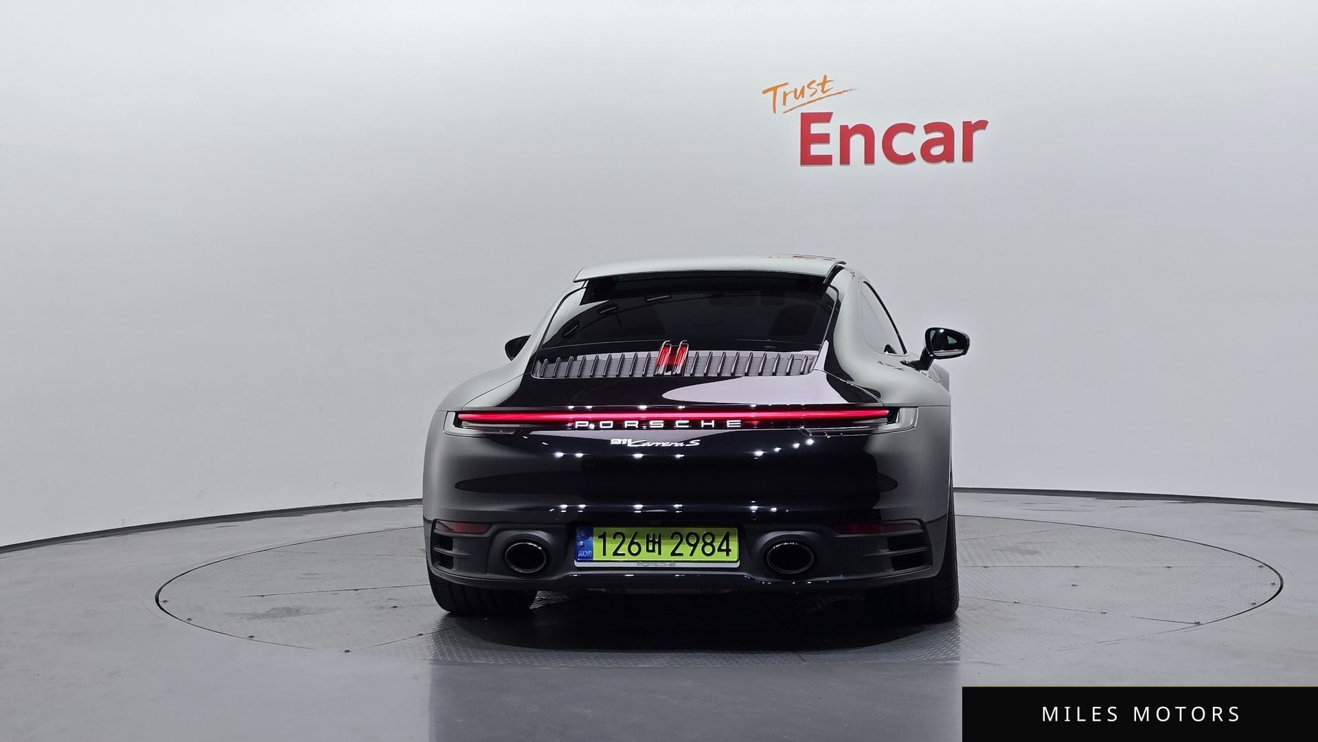 Porsche 911 (992) 2021 — миниатюра 4