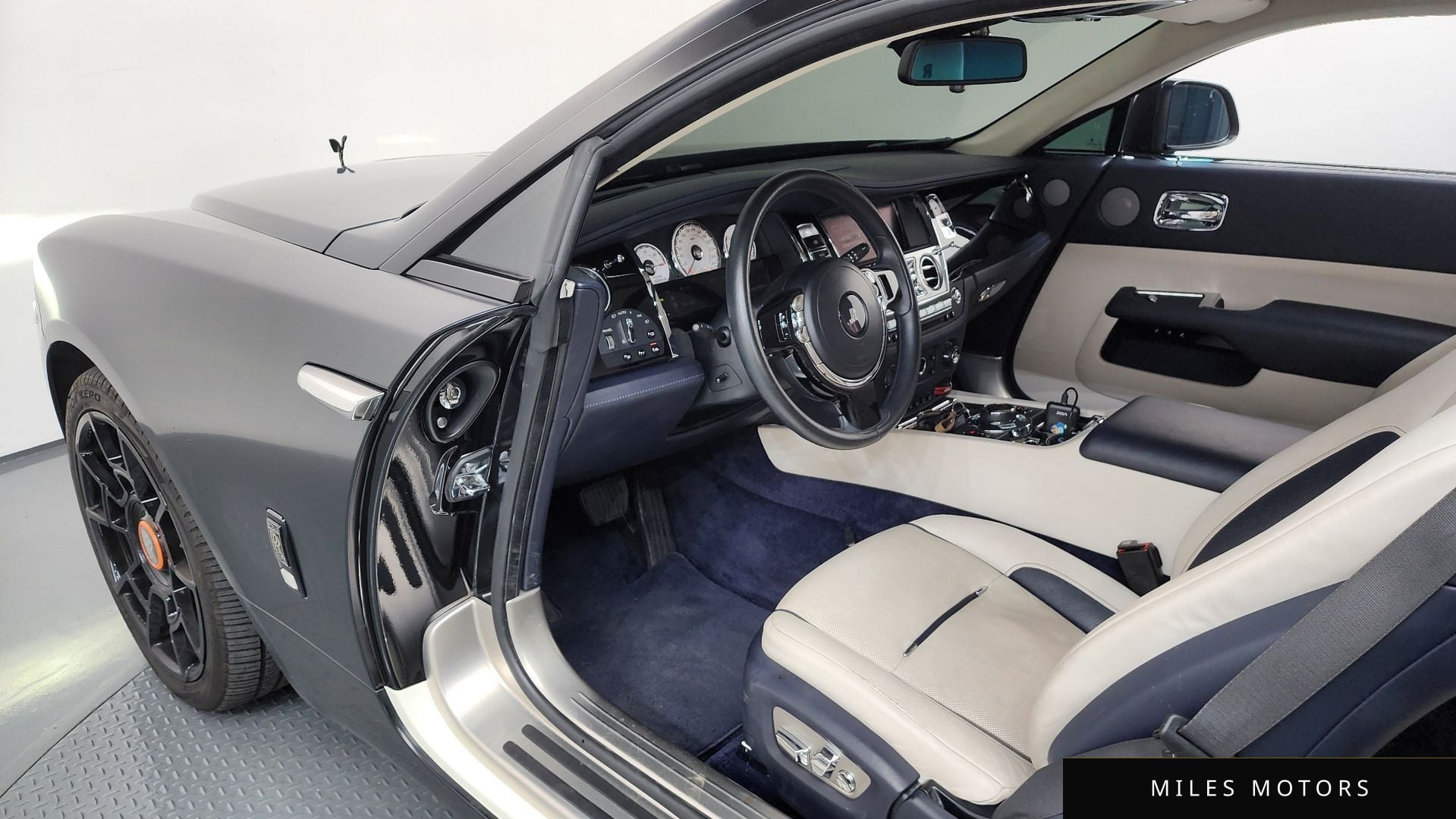 Rolls-Royce Wraith 2017 — миниатюра 10