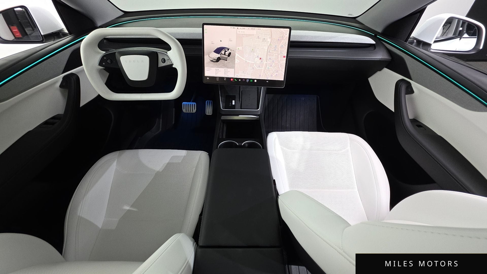 Tesla Model Y 2025 — миниатюра 10