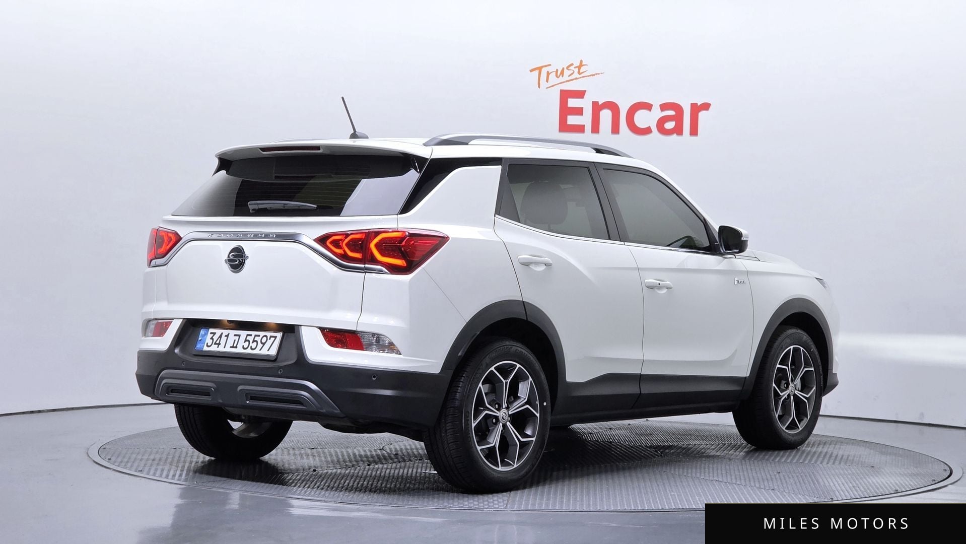 KG Mobility Beautiful Korando 2021 — миниатюра 2