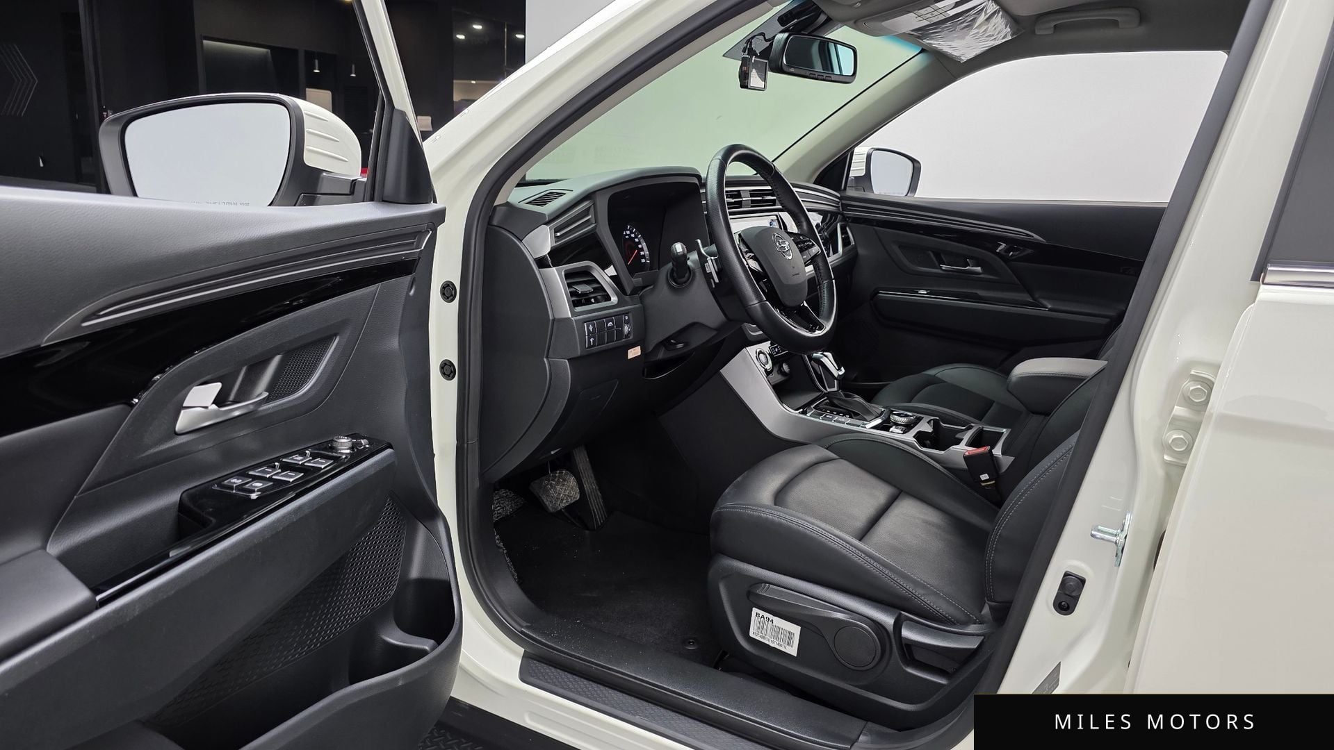 KG Mobility Beautiful Korando 2021 — миниатюра 10