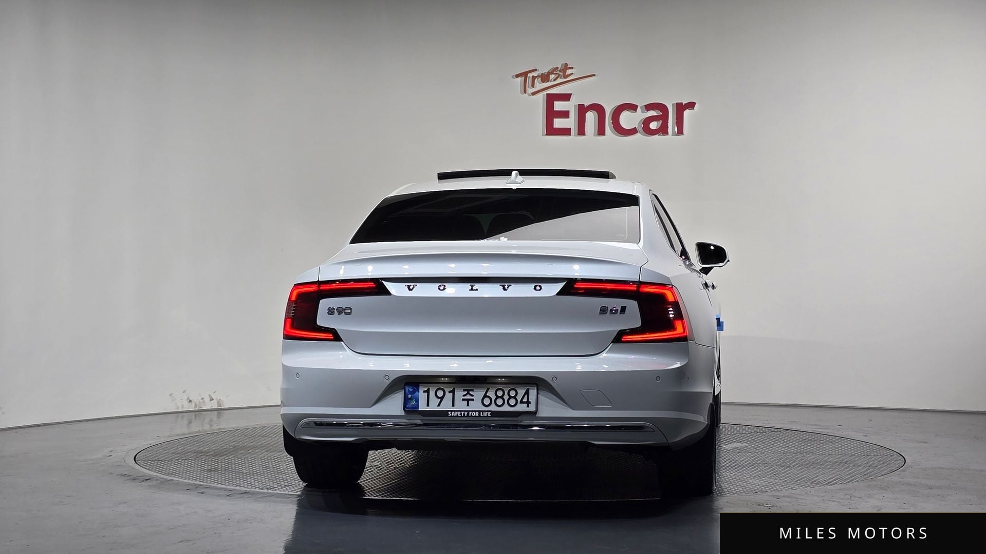 Volvo S90 2023 — миниатюра 4