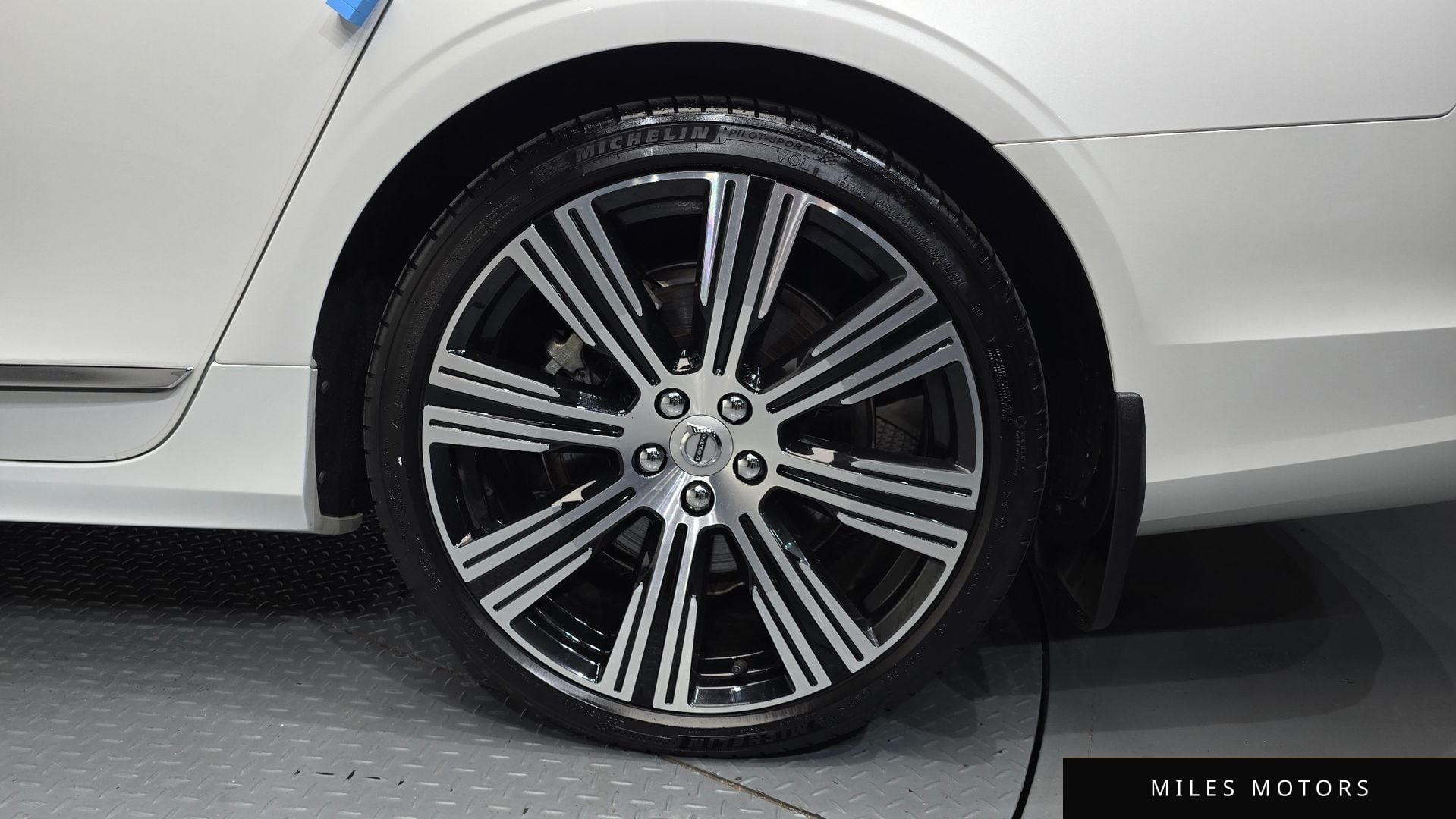 Volvo S90 2023 — миниатюра 7