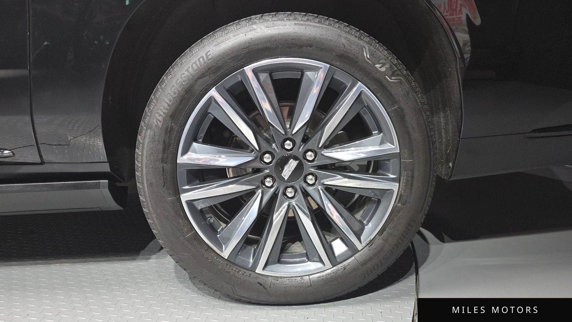 Cadillac Escalade 2023 — миниатюра 7