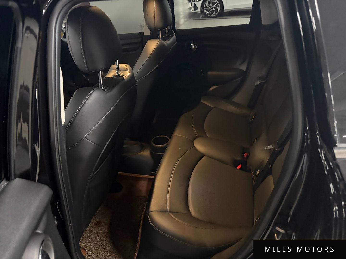 MINI Cooper 2019 — миниатюра 5