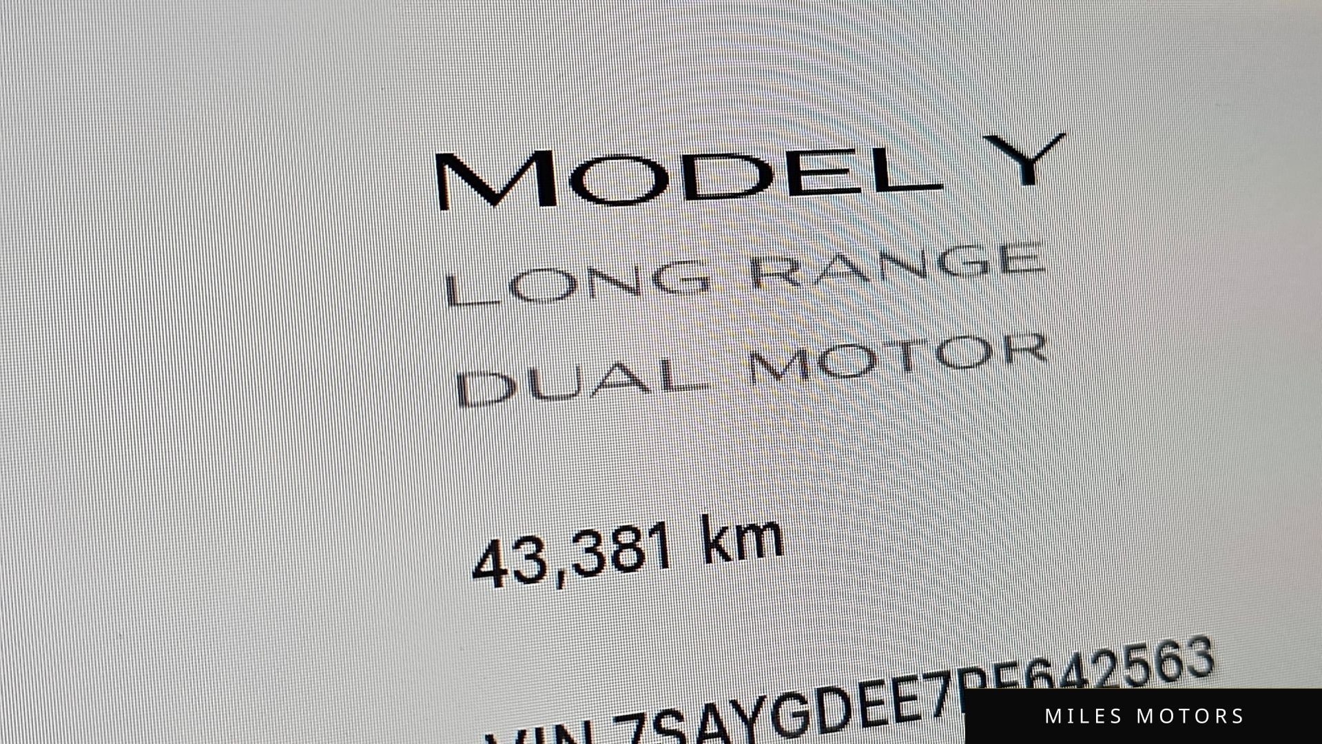 Tesla Model Y 2023 — миниатюра 11