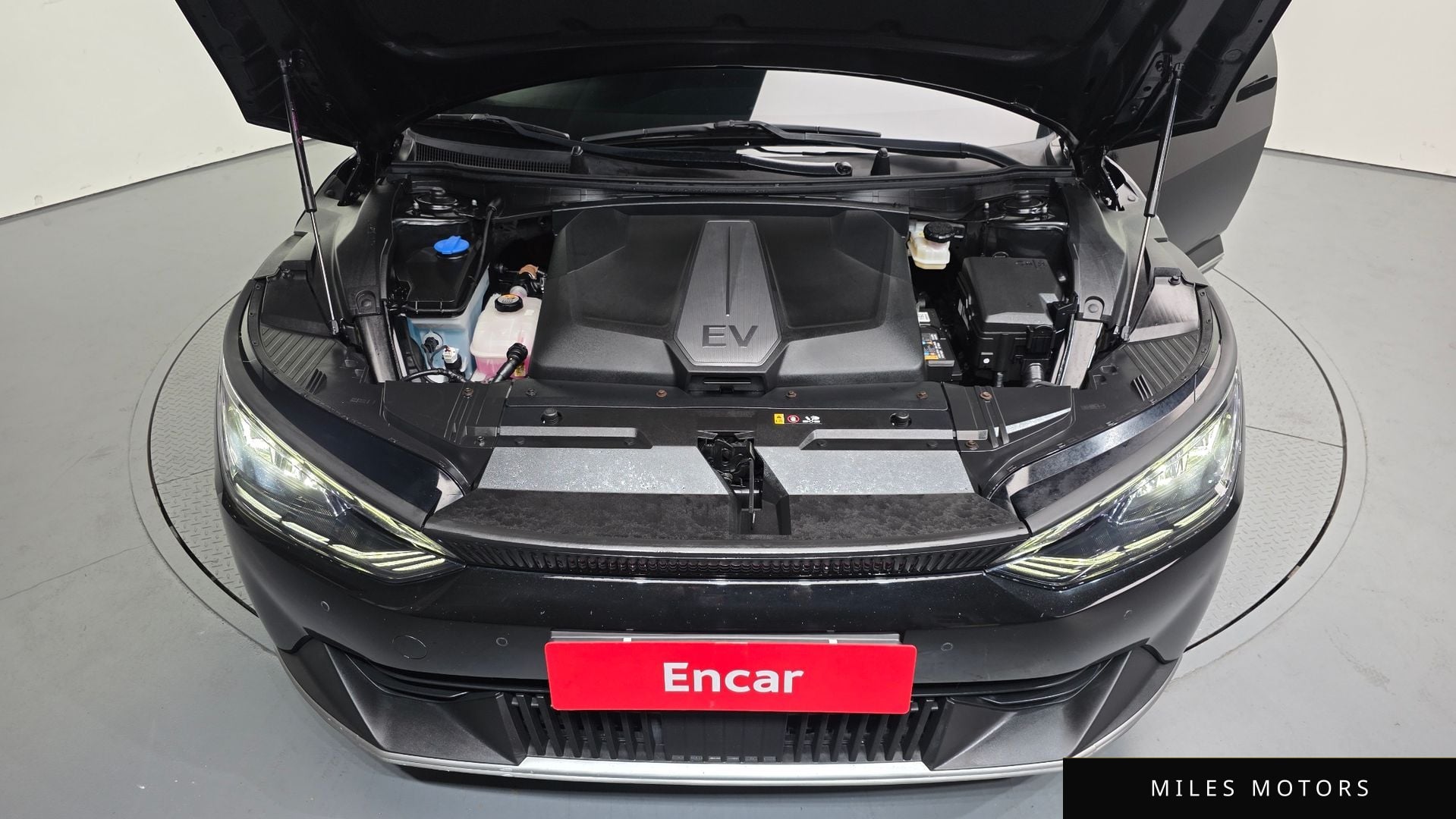 Kia EV6 2023 — миниатюра 6