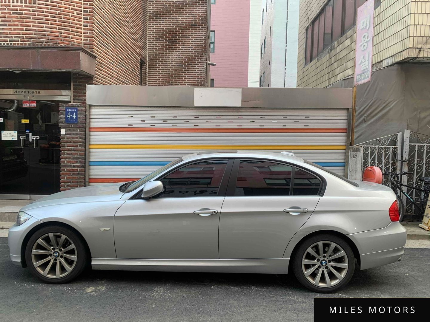 BMW 3 Series (E90) 2011 — миниатюра 3