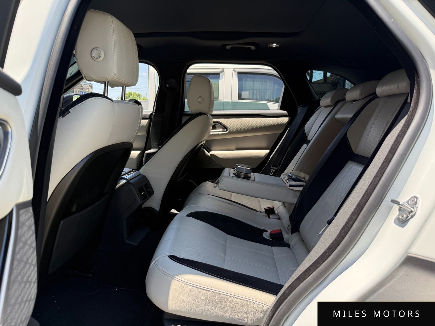 Land Rover Range Rover Velar 2019 — миниатюра 6