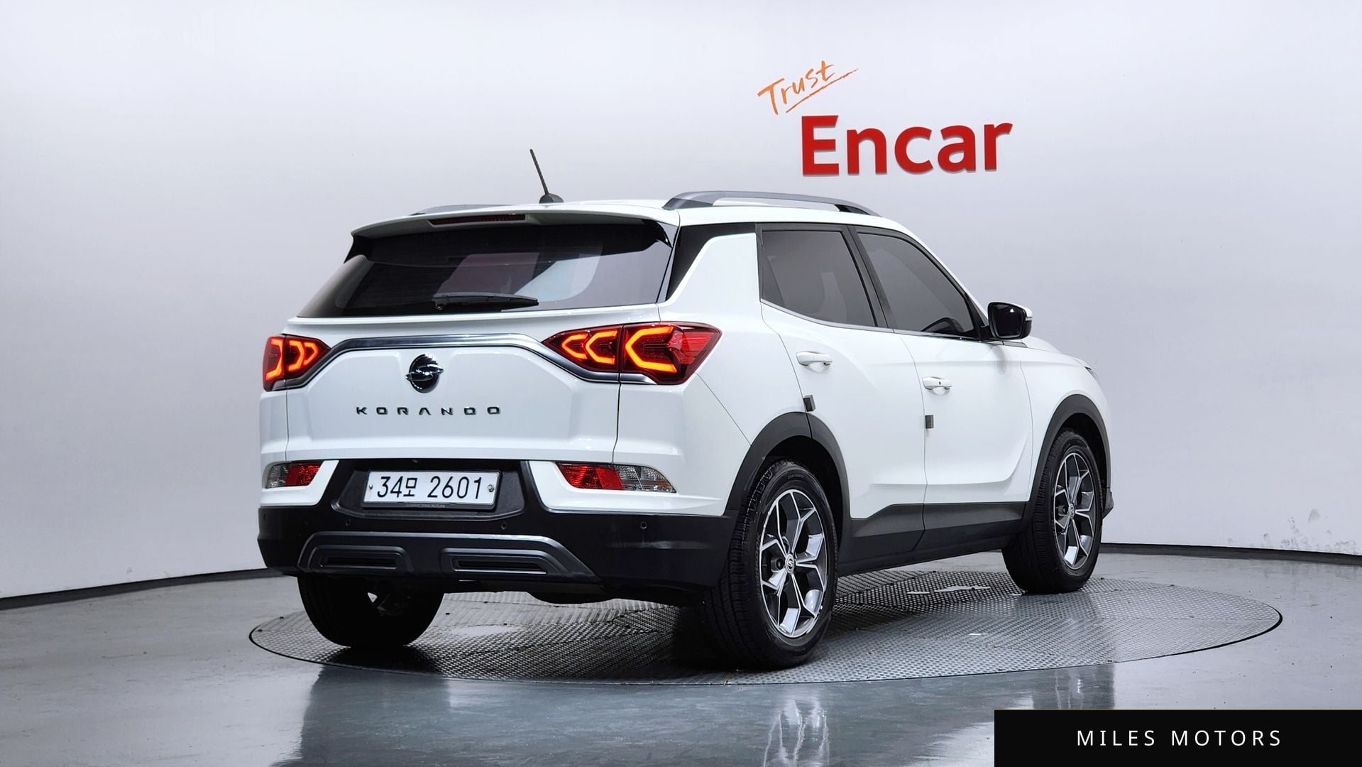 KG Mobility Beautiful Korando 2019 — миниатюра 2