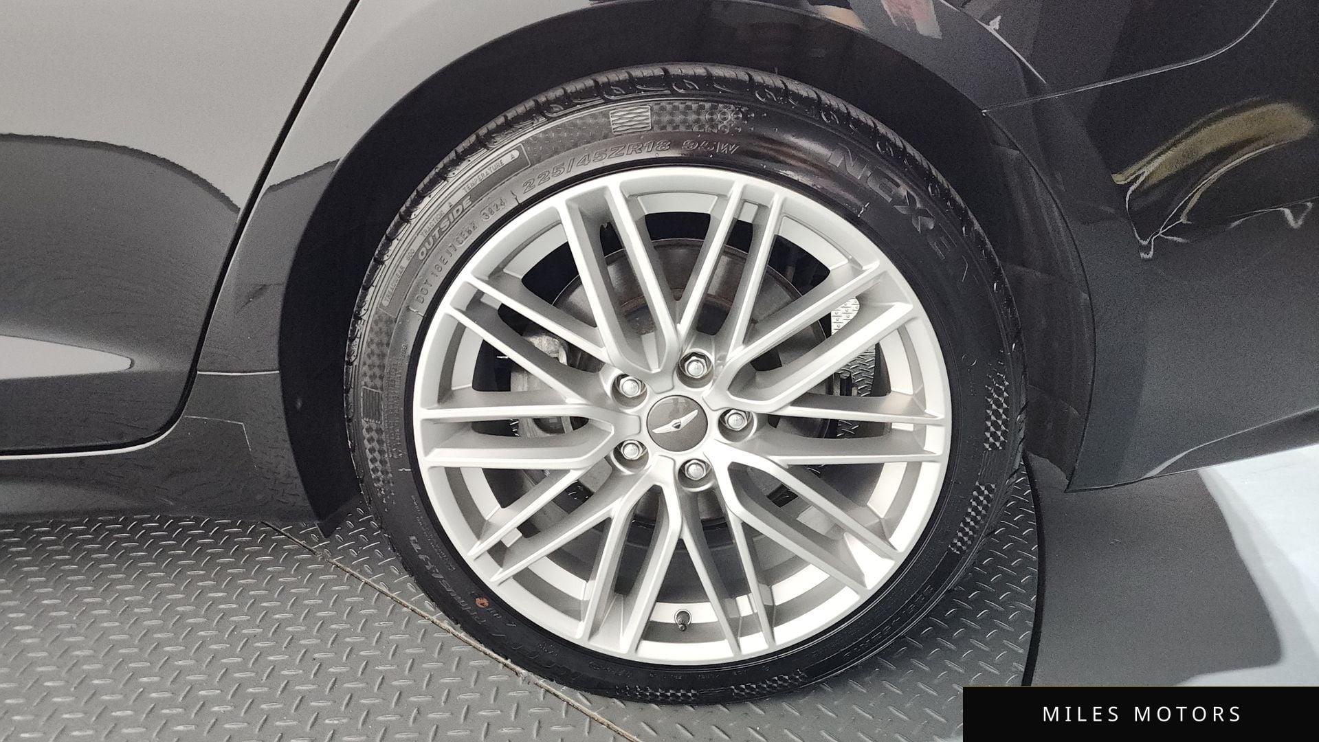 Genesis G70 2020 — миниатюра 7