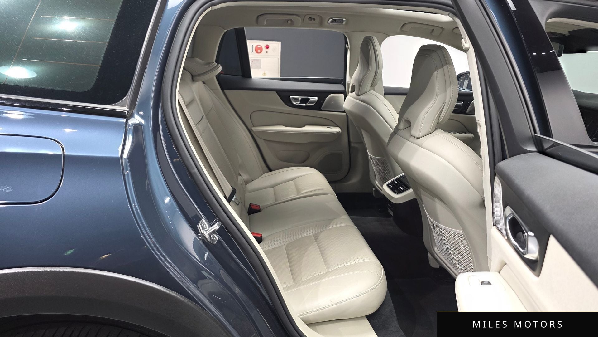 Volvo V60 2020 — миниатюра 12