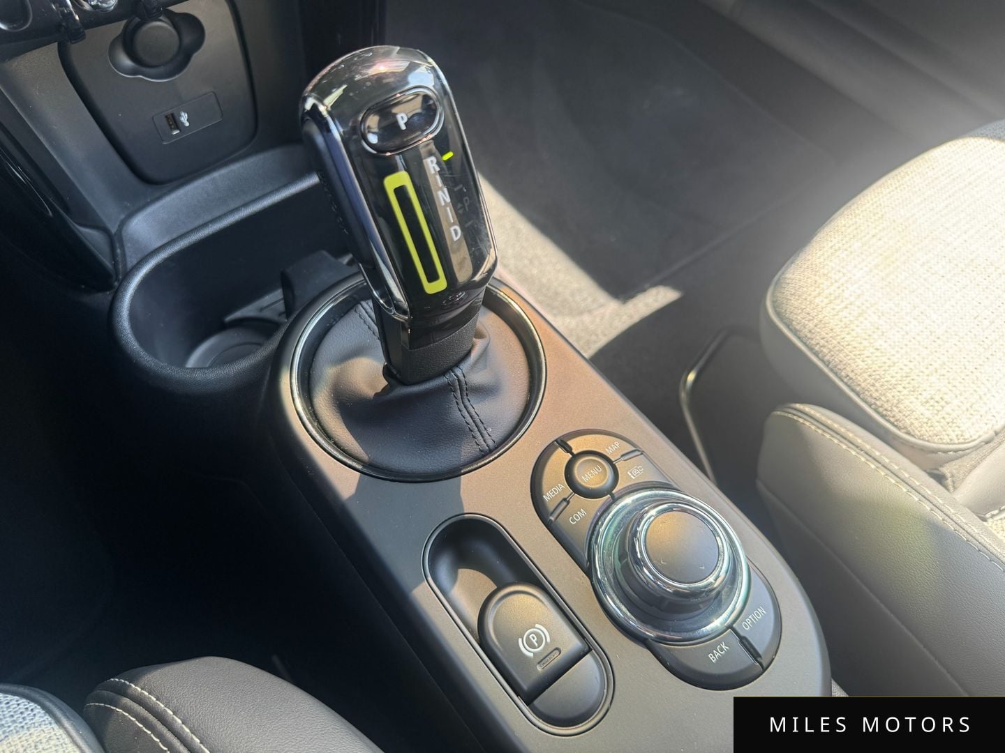 MINI Cooper 2022 — миниатюра 9