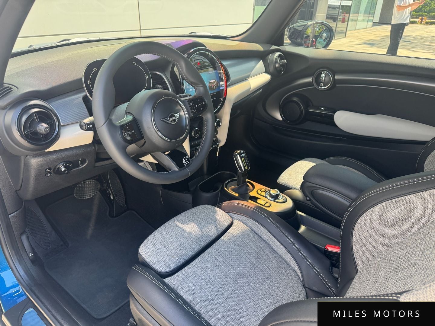 MINI Cooper 2022 — миниатюра 10