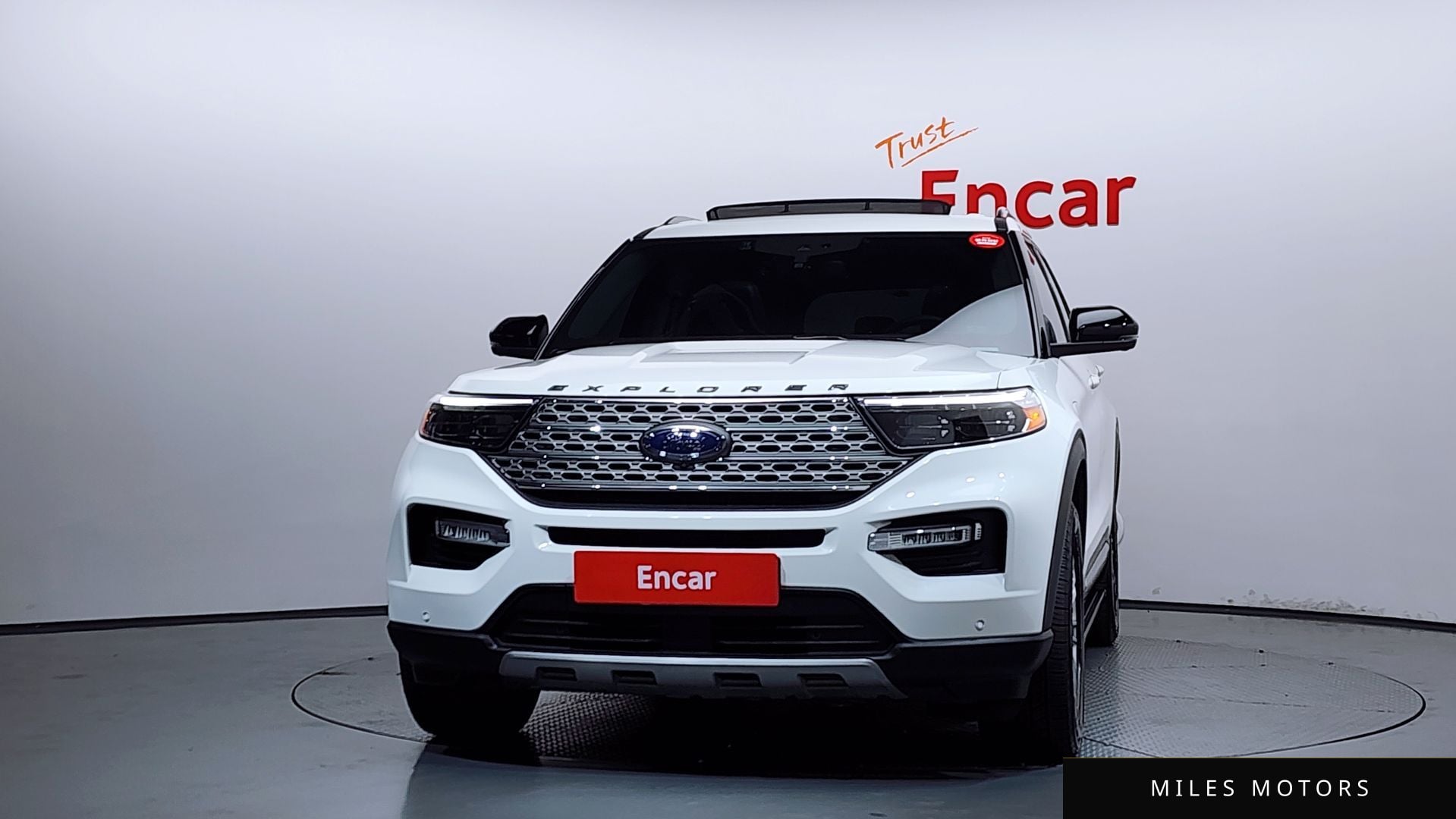 Ford Explorer 2021 — миниатюра 3