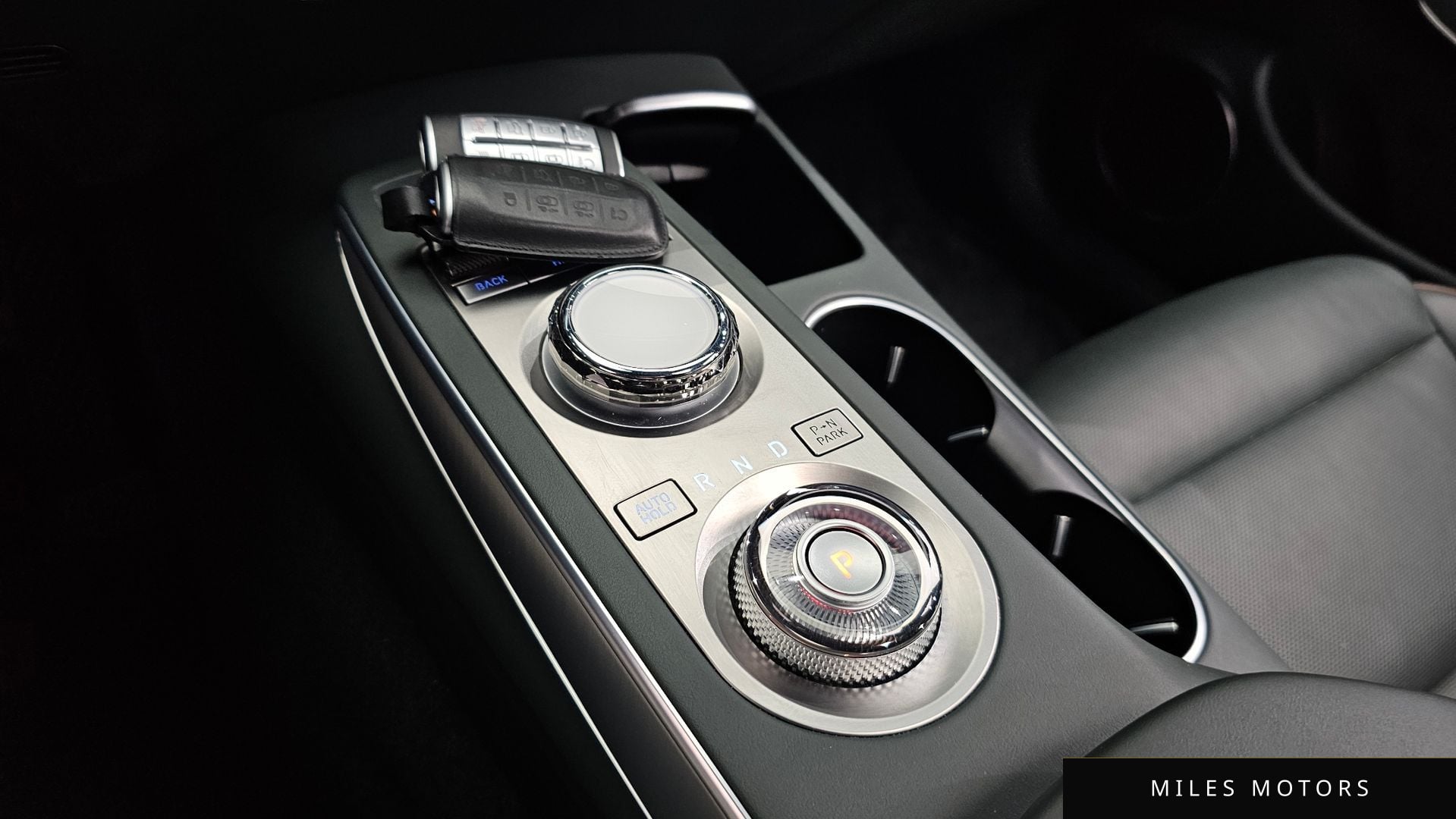 Genesis GV70 2024 — миниатюра 9
