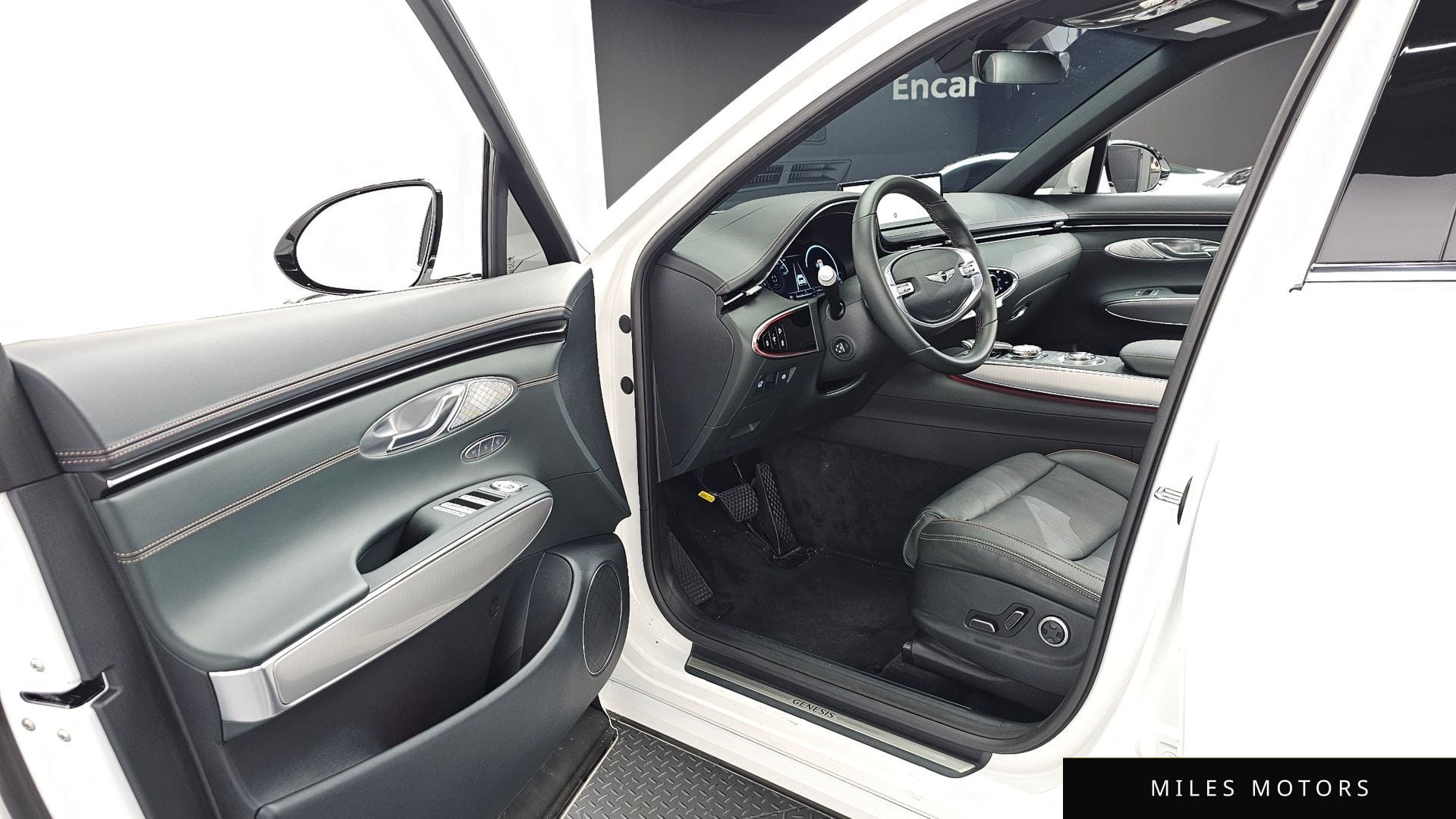Genesis GV70 2024 — миниатюра 10