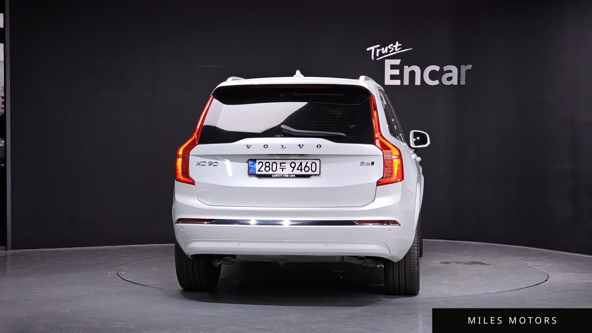 Volvo XC90 2024 — миниатюра 3