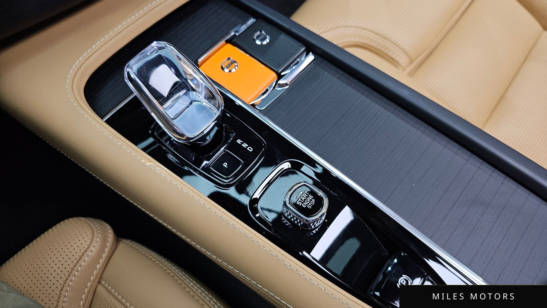 Volvo XC90 2024 — миниатюра 11