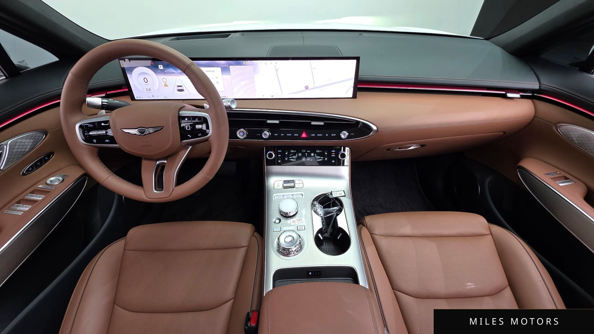 Genesis GV70 2025 — миниатюра 7