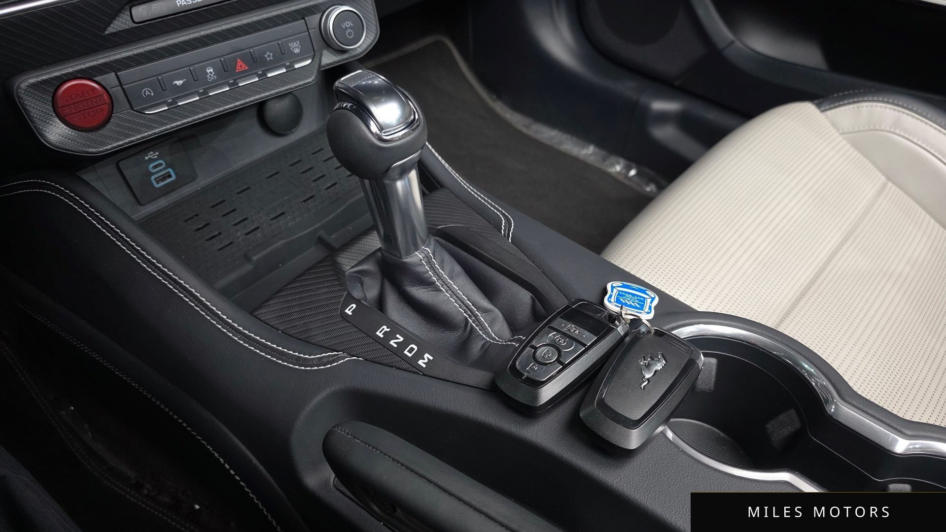 Ford Mustang 2024 — миниатюра 12