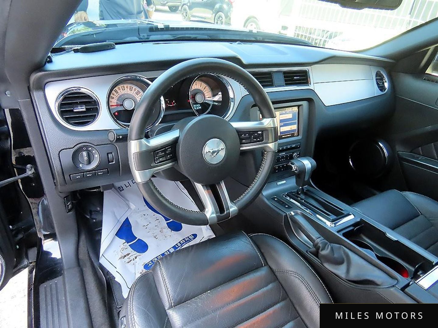 Ford Mustang 2011 — миниатюра 7