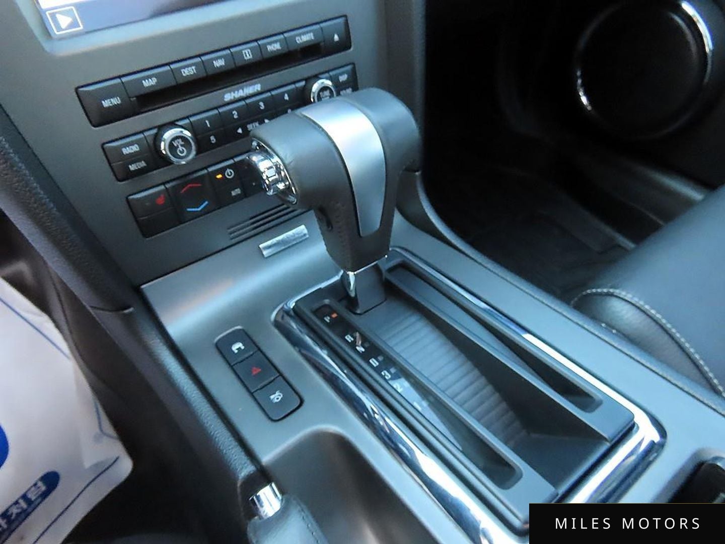 Ford Mustang 2011 — миниатюра 10