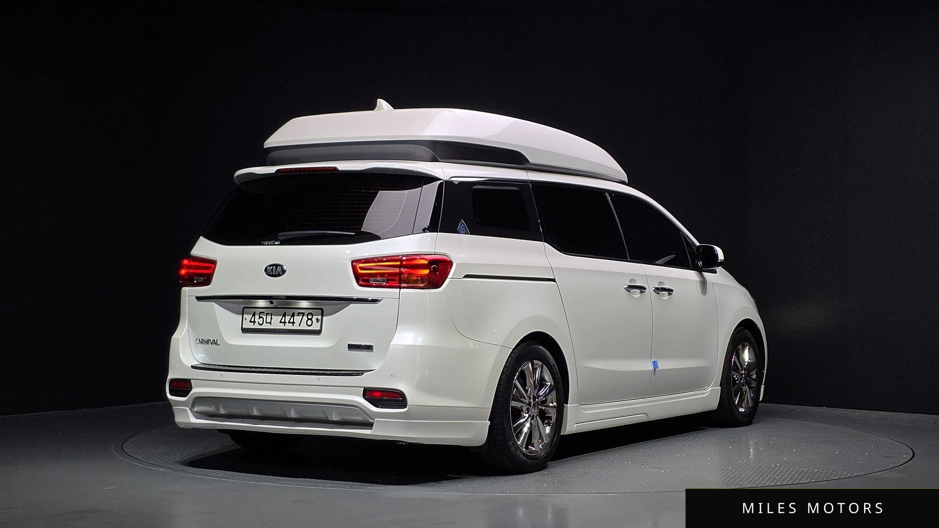 Kia Canival 2019 — миниатюра 2
