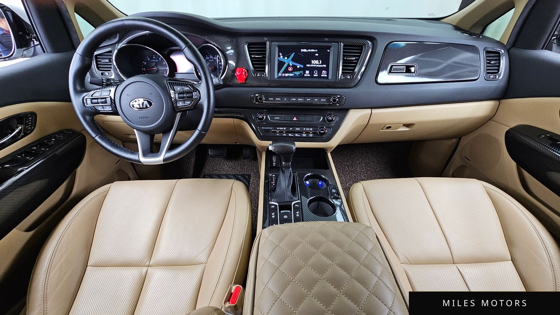 Kia Canival 2019 — миниатюра 10